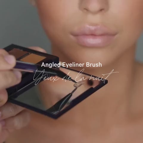 Angled Eyeliner Brush