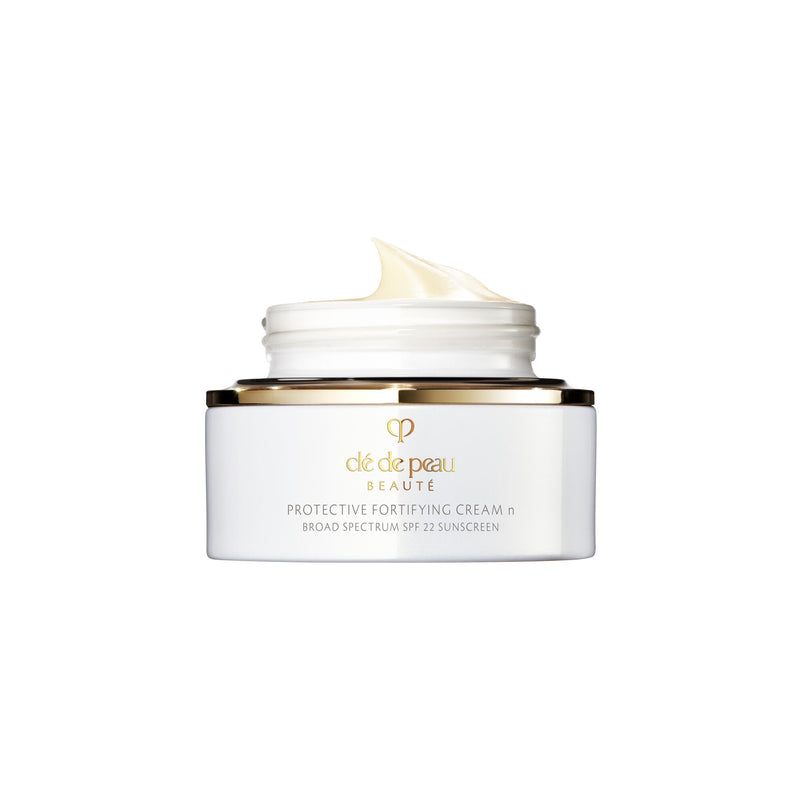 Clé de Peau - Protective Fortifying Cream SPF 22