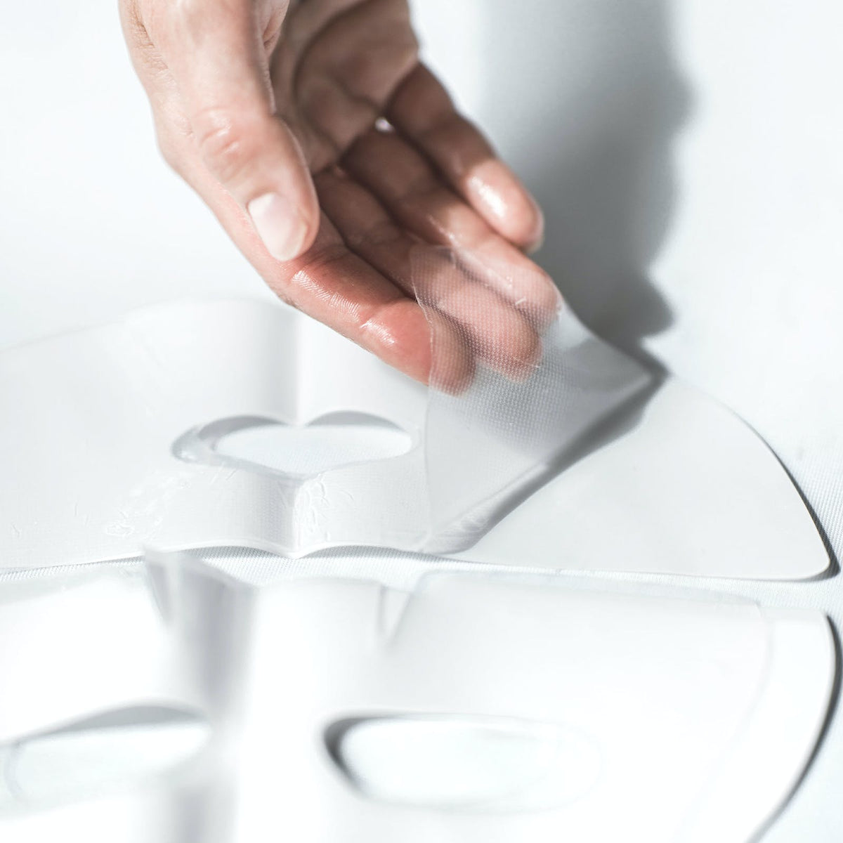 Bioeffect Imprinting Hydrogel Mask